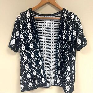Alfred Dunner cute crochet jacket. Size LP